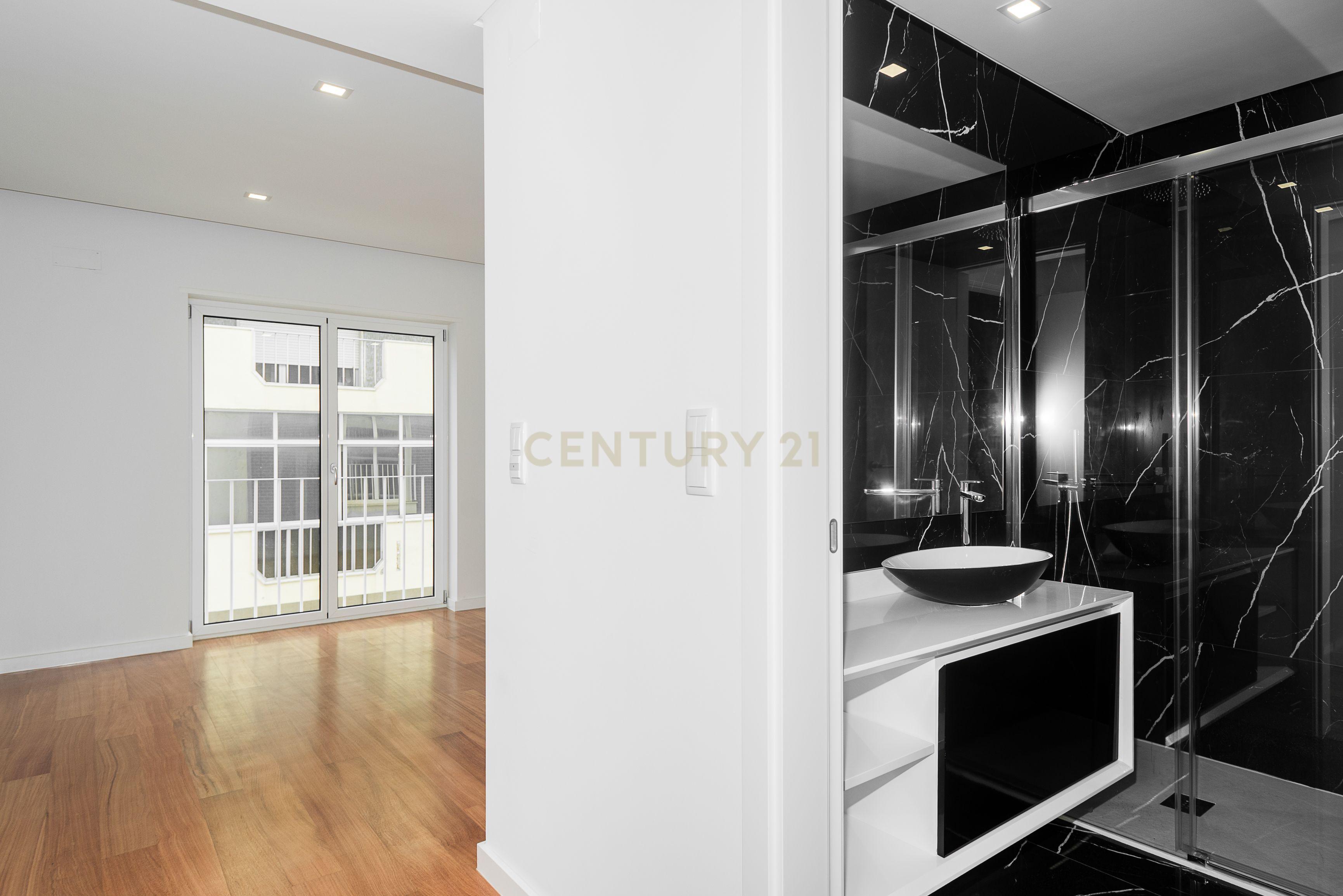 Apartamento T3 a estrear - Centro de Lisboa - Image 17